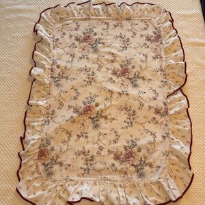 VintagePillow Shams (2) Cottagecore Farmhouse Floral Ruffled Shabby Chic